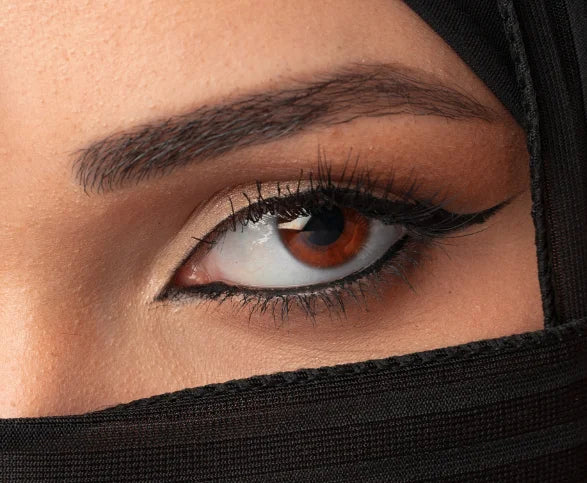 Eyeliner liquide avec finition précise